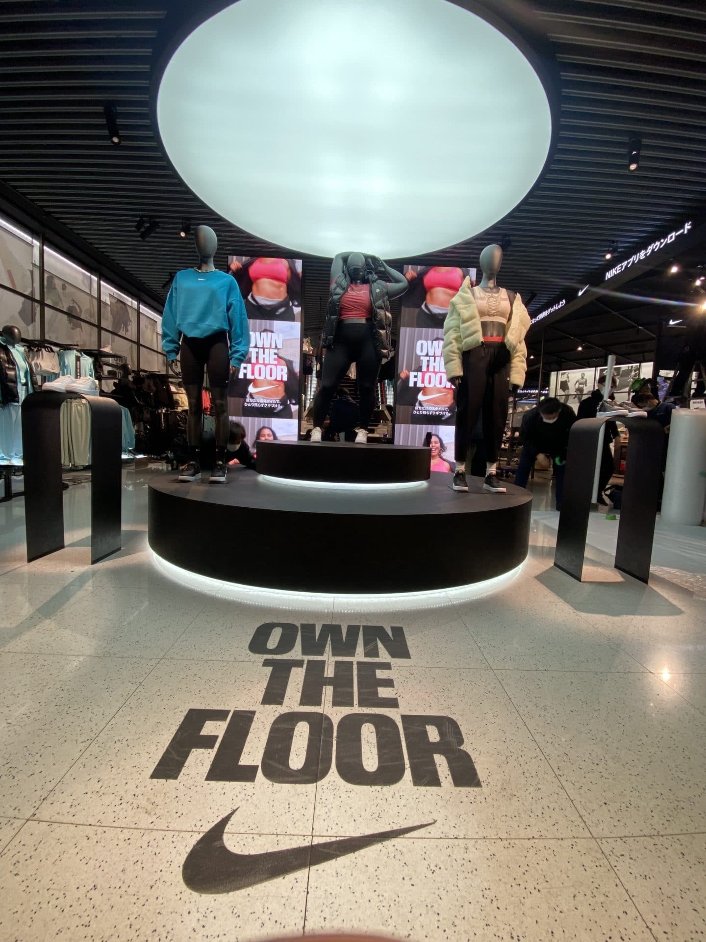 LEDビジョンの新たなデザイン | NIKE Store 原宿店様 - ライトリンク 